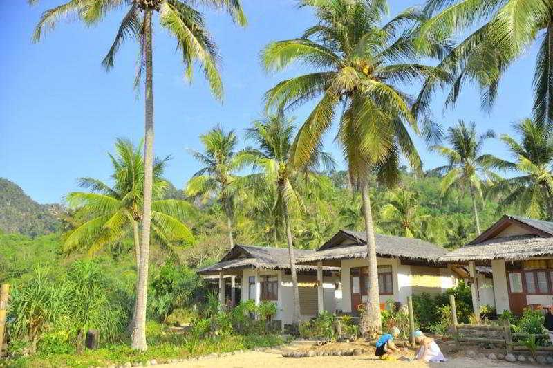 Koh Mook Charlie Beach Resort Exterior photo