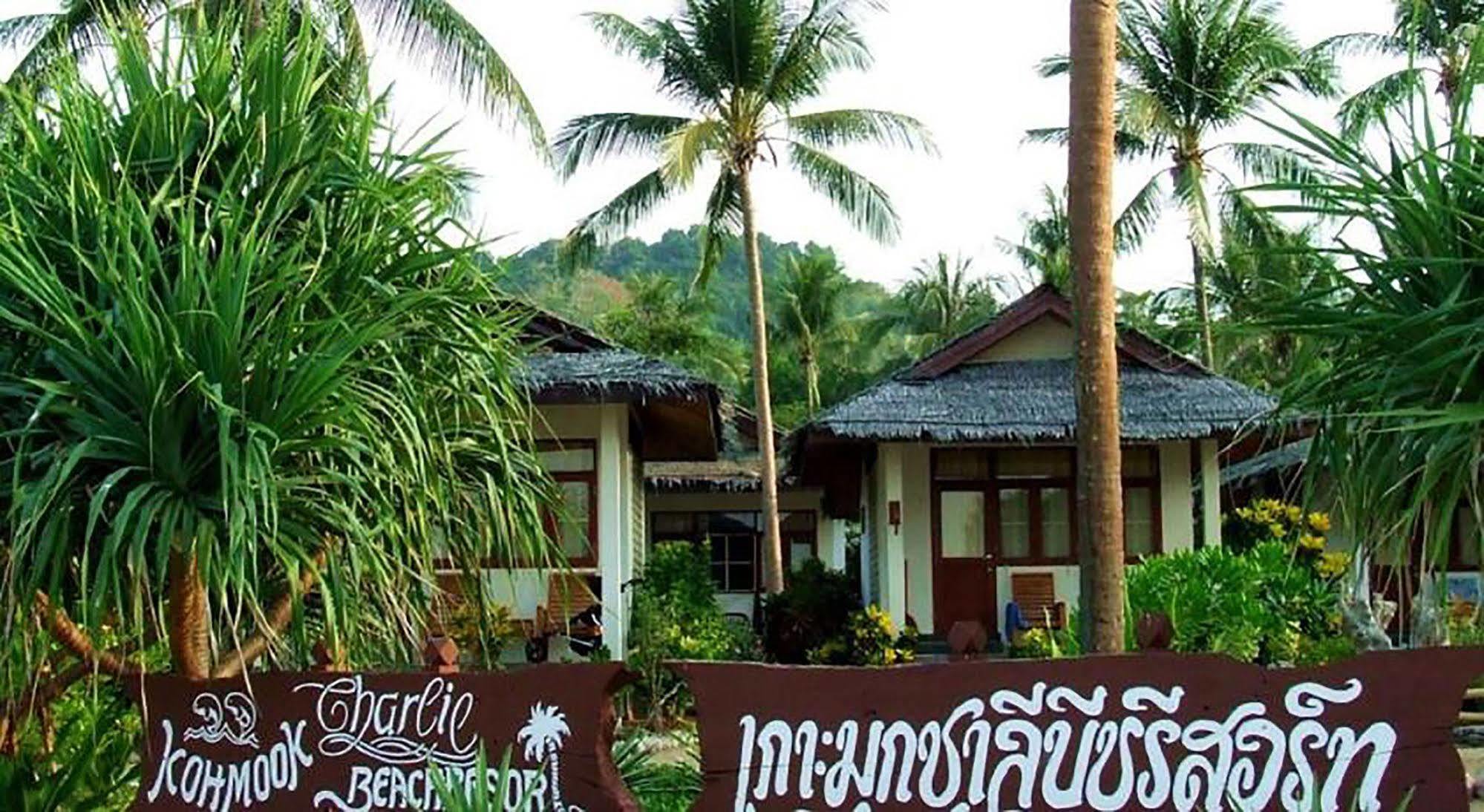 Koh Mook Charlie Beach Resort Exterior photo