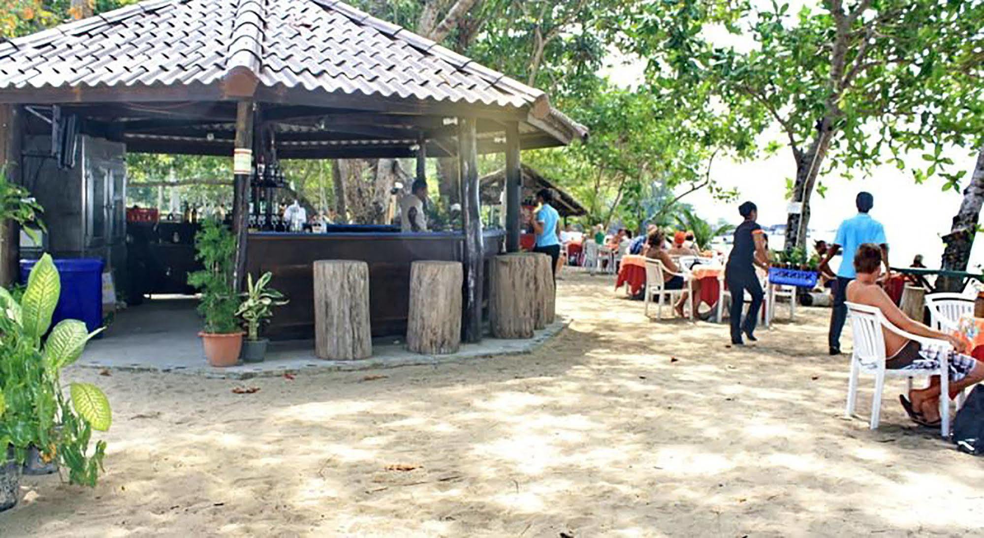 Koh Mook Charlie Beach Resort Exterior photo